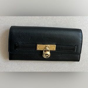 MICHAEL KORS wallet! Gorgeous!